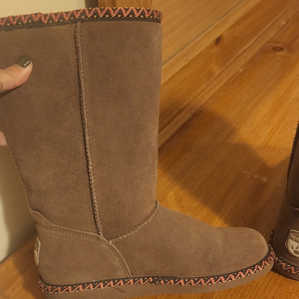 Bear Paw Brown Suede Boots with Patterned Trim. Cute Pink Colored